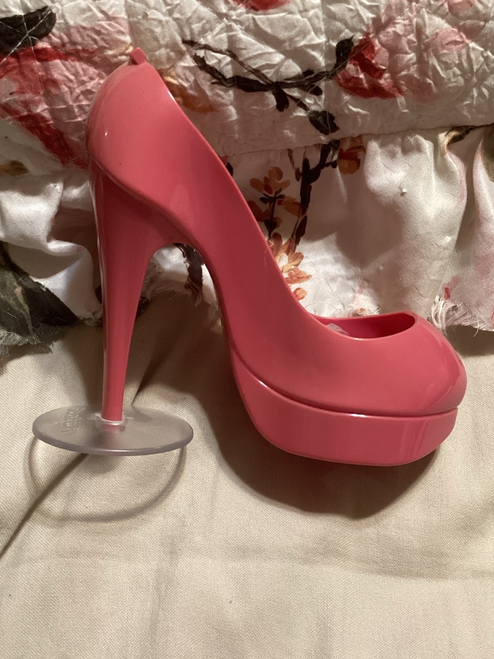 Pink tape dispenser